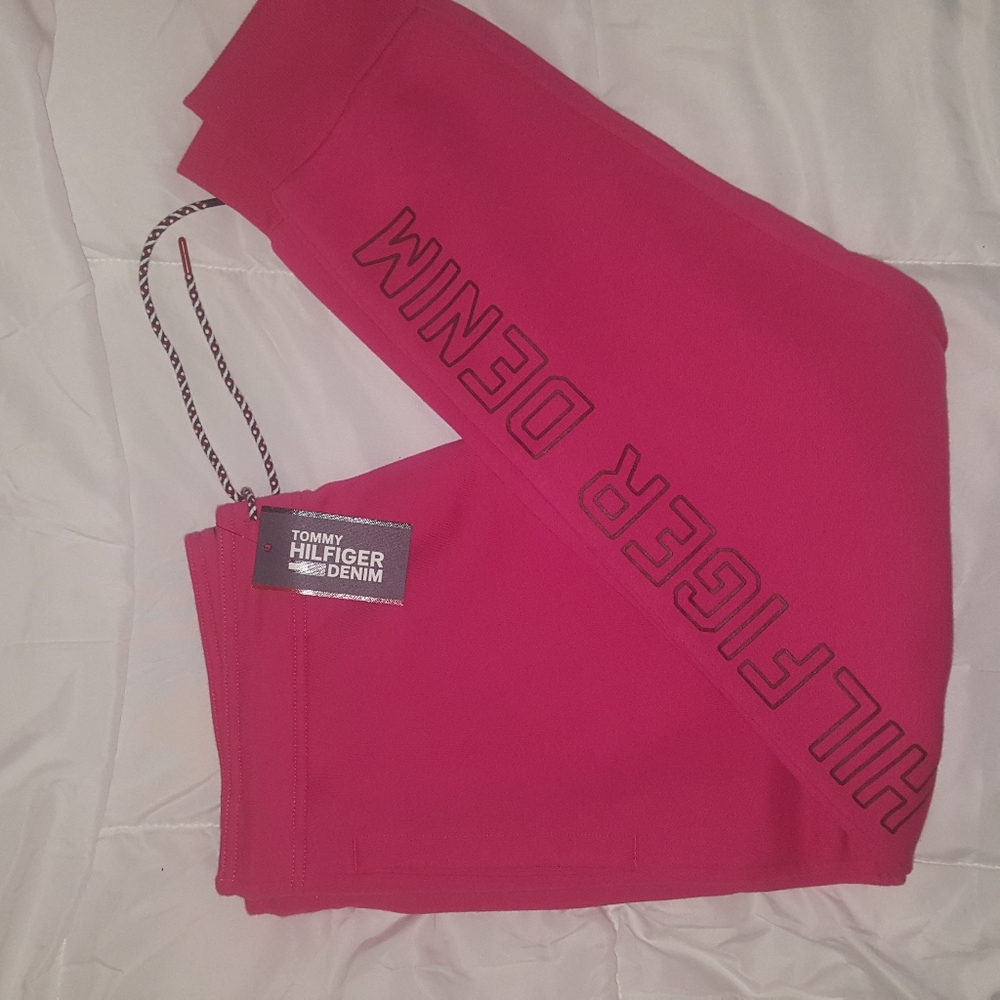 Tommy Hilfiger joggers
